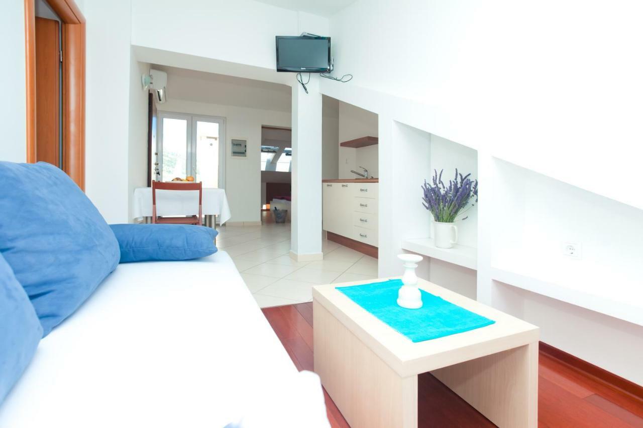 Alpeza Apartments Bol Buitenkant foto
